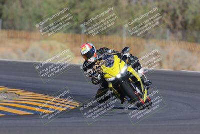 media/Oct-09-2022-SoCal Trackdays (Sun) [[95640aeeb6]]/Turn 3 (930am)/